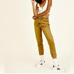 BDG High Rise Bronze Mom Jean Size 27